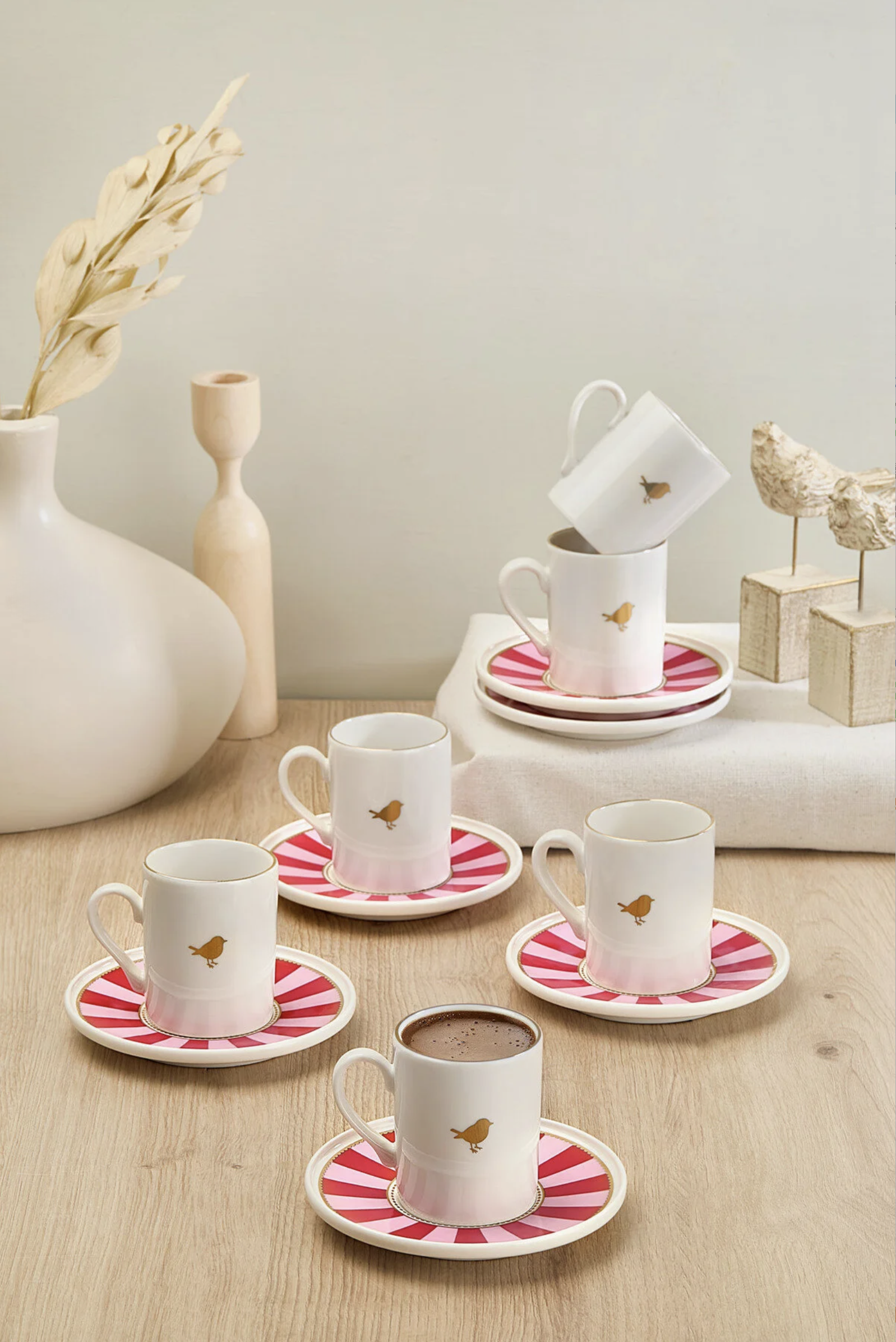 Kitchen Life 6 Kişilik Lovely Birds Porselen Altın Yaldızlı Kahve Fincanı Takımı - Gold Kuşlu Kahve Fincanı