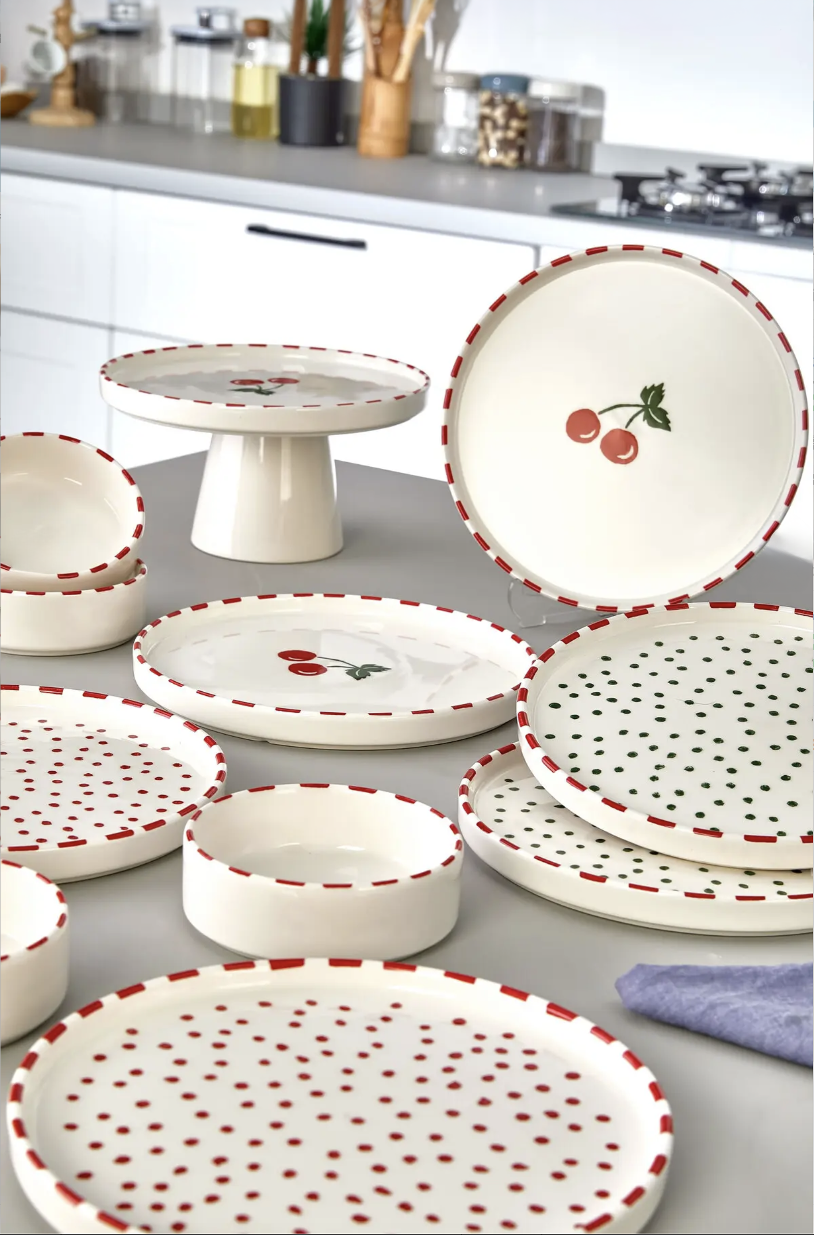 Kitchen Life 11 Parça 6 Kişilik Cherry Stackable Kahvaltı Takımı - Kirazlı Kahvaltılık Sunum Tabağı